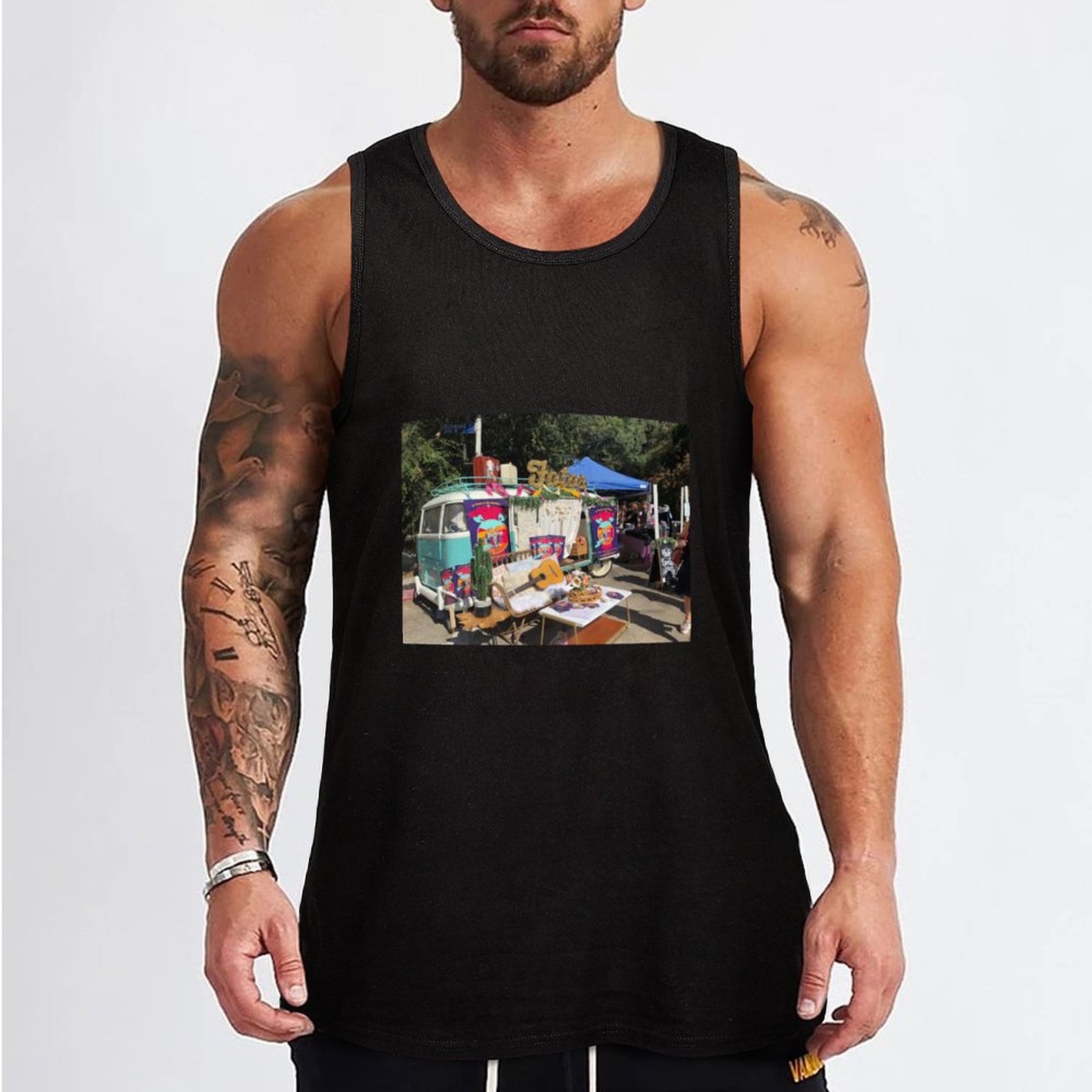قميص بدون أكمام من Love Street - مراجعة Street Fashion Los Angeles وسعره
