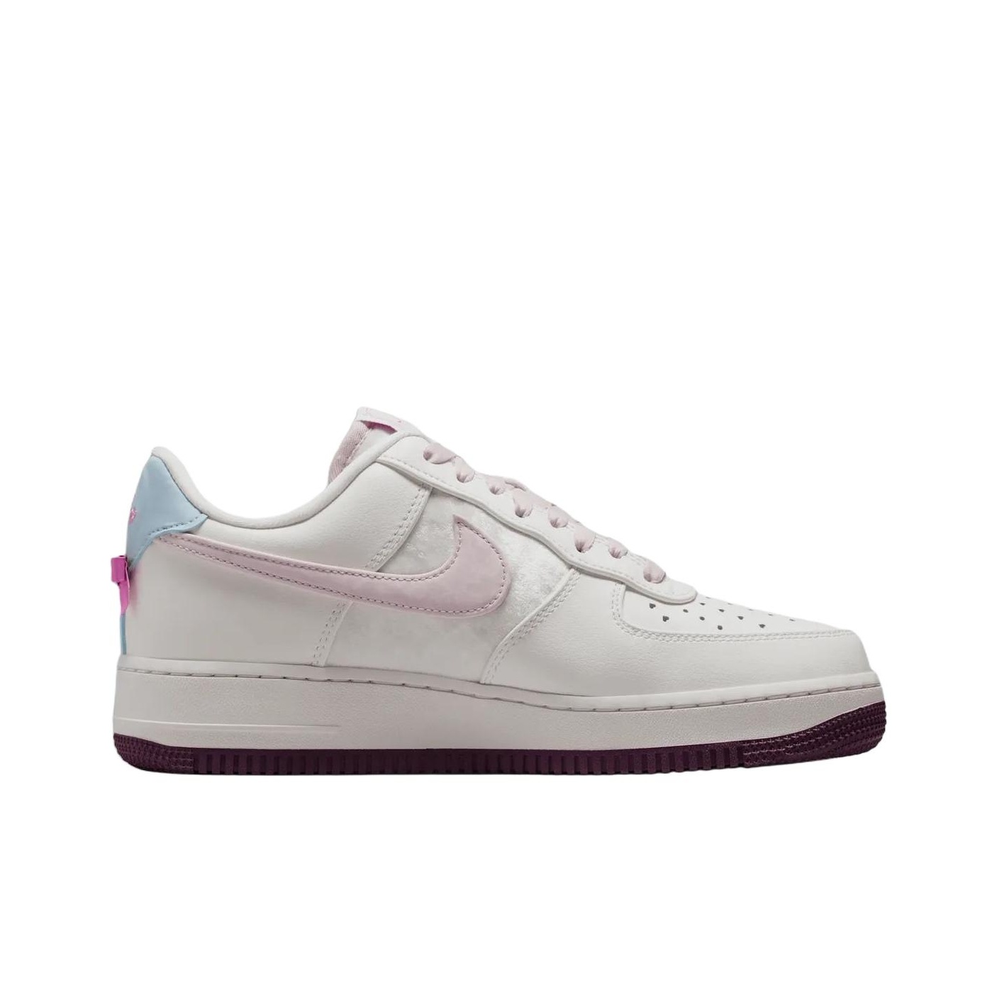 حذاء نايك اير فورس 1 للسيدات ذ - مراجعة Nike Shoes Air Force 1 وسعره